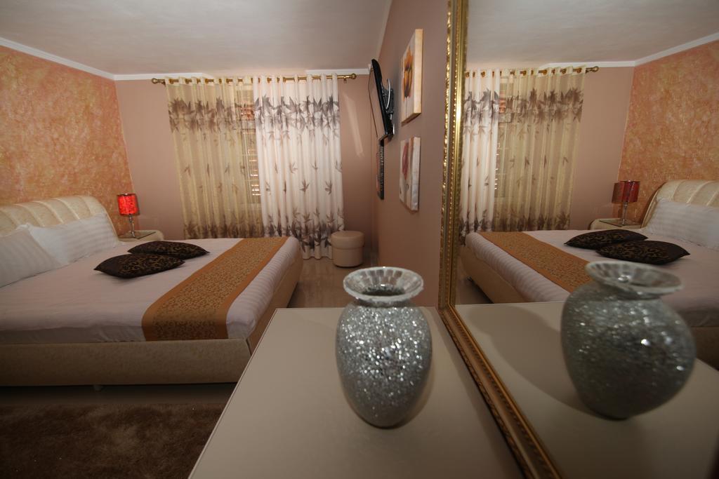 Hotel Carmen Shkodër 외부 사진